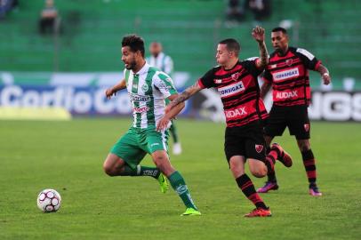  CAXIAS DO SUL, RS, BRASIL, 10/11/2017. Juventude x Oeste, jogo válido pela 35ª rodada da série B do campeonato Brasileiro e realizada no estádio Alfredo Jaconi. (Porthus Junior/Agência RBS)