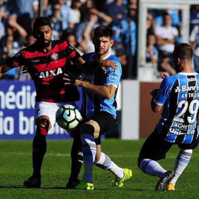  

Caxias do Sul, RS, BRASIL, 12/11/2017 - Jogo do Grêmio x Vitória, que ocorre em Caxias 

(Fotógrafo: MATEUS BRUXEL/AGENCIA RBS)