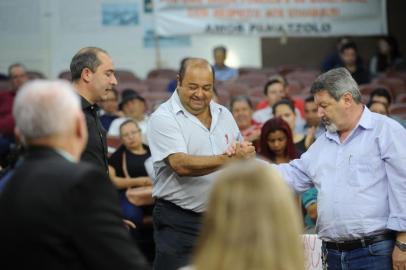 CAXIAS DO SUL, RS, BRASIL, 05/09/2017. Votação sobre admissibilidade do pedido de impeachment do prefeito Daniel Guerra (PRB) na Câmara de Vereadores de Caxias do Sul, acabou com a rejeição por unanimidade. Na foto, Valdir Walter, presidente da União das Associações de Bairros (UAB). (Diogo Sallaberry/Agência RBS)