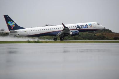  CAXIAS DO SUL, RS, BRASIL 25/04/2017Com diversos projetos encaminhados, nova gestão espera aprimorar serviços oferecidos em aeródromo regional  Hugo Cantergiani. (Felipe Nyland/Agência RBS)