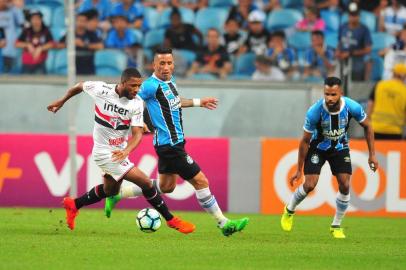  

PORTO ALEGRE, RS, BRASIL - 15/11/2017 - O Grêmio recebe o São Paulo na Arena na noite desta quarta-feira. O jogo vale pela 35ª rodada do Brasileirão. (Lauro Alves/Agência RBS)