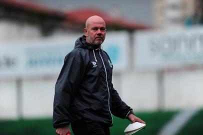  CAXIAS DO SUL, RS, BRASIL, 16/11/2017. Treino do Juventude no estádio Alfredo Jaconi. O Ju está disputando a série B do Campeonato Brasileiro 2017. Na foto, técnico Antônio Carlos Zago. (Porthus Junior/Agência RBS)