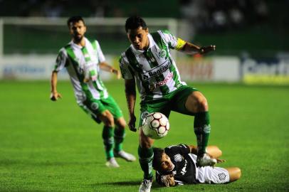  

CAXIAS DO SUL, RS, BRASIL, 17/11/2017. Juventude x Figueirense, jogo válido pela 37ª rodada da Série B do Campeonato Brasileiro e realizado no estádio Alfredo Jaconi. (Porthus Junior/Agência RBS)