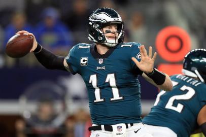 carson wentz, philadelphia eagles, nfl, futebol americano