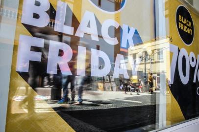  FLORIANÓPOLIS, SC, BRASIL - 18/11/2016Black Friday no centro de Florianópolis.Indexador: EMERSON SOUZA