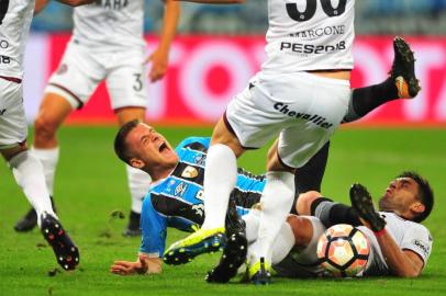  

PORTO ALEGRE, RS, BRASIL, 22.11.2017. Grêmio enfrenta o argentino Lanús, na primeira partida da final da Libertadores 2017, na Arena.

Foto: André Ávila/Agência RBS