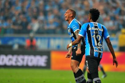  

PORTO ALEGRE, RS, BRASIL, 22.11.2017. Grêmio enfrenta o argentino Lanús, na primeira partida da final da Libertadores 2017, na Arena.

Foto: André Ávila/Agência RBS