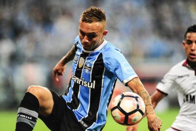  

PORTO ALEGRE, RS, BRASIL, 22.11.2017. Grêmio enfrenta o argentino Lanús, na primeira partida da final da Libertadores 2017, na Arena.

Foto: Félix Zucco/Agência RBS