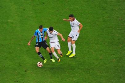  

PORTO ALEGRE, RS, BRASIL, 22/11/2017 - Grêmio enfrenta argentino Lanús, na primeira partida da final da Libertadores 2017, na Arena (FOTOGRAFO: JEFFERSON BOTEGA / AGENCIA RBS)