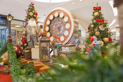 Decoração natalina do Moinhos Shopping, em Porto Alegre.