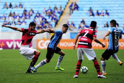  

PORTO ALEGRE, RS, BRASIL, 26/11/2017 - Fotos da torcida. Jogo do Grêmio x Atlético GO, que ocorre na Arena, pelo campeonato Brasileiro (FOTOGRAFO: MATEUS BRUXEL / AGENCIA RBS)