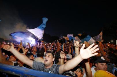  


PORTO ALEGRE, RS, BRASIL, 27/11/2017 -Embarque do Grêmio para a Argentina, rumo a partida contra o Lanús (FOTOGRAFO: ANDRÉ FELTES / AGENCIA RBS)
