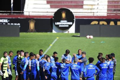  

LANÚS, ARGENTINA - 28/11/2017 - Treino do Grêmio em Lanús visando o segundo jogo da final da Libertadores de 2017. (Félix Zucco/Agência RBS)