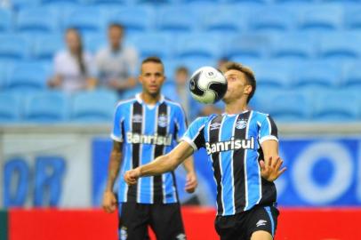  PORTO ALEGRE, RS, BRASIL - 03.04.2016 : Grêmio enfrenta o Juventude pela 13ª rodada do Campeonato Gaúcho, na estádio Arena. Jogadores Luan e Bressan (FOTO: ANDRÉ ÁVILA/Agência RBS, Editoria Esporte)