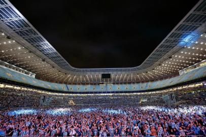  

PORTO ALEGRE, RS, BRASIL, 29/11/2017 - Final da libertadores Grêmio x Lanús: fotos da torcida na fan fest que ocorre na arena do Grêmio (FOTOGRAFO: ANDRÉ FELTES / AGENCIA RBS)