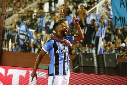  

LANÚS, ARGENTINA - 29/11/2017 - O Grêmio enfrenta o Lanús pela segunda partida da final da Libertadores de 2017. Em Porto Alegre, o time de Renato Portaluppi venceu por 1x0. (Félix Zucco/Agência RBS)
Indexador: Felix Zucco