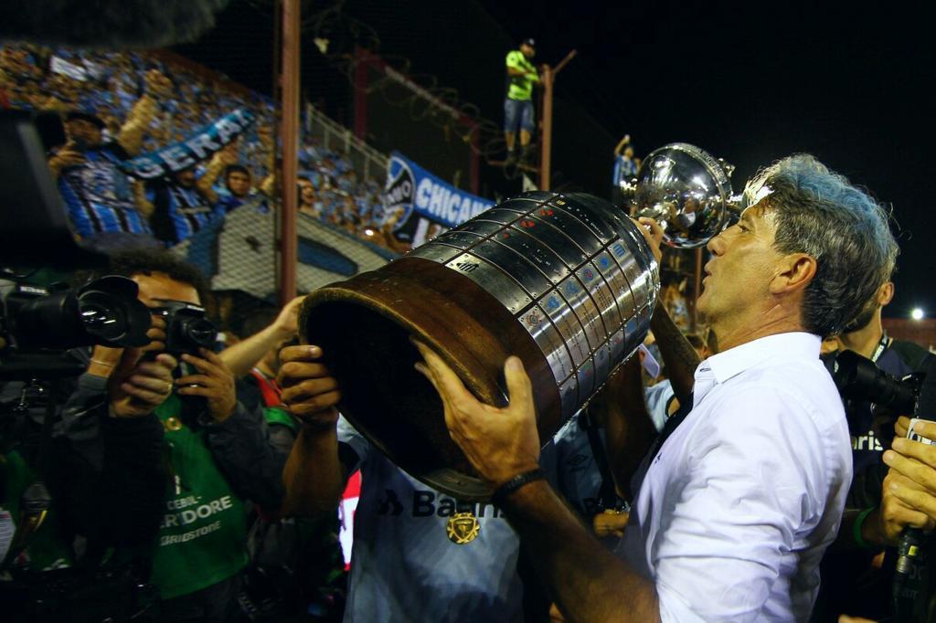 Cacalo: as mentiras de que o Grêmio não tem Mundial e de que time