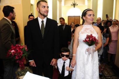  

PORTO ALEGRE,RS,BRASIL.2017-12-02.Prefeitura de Porto Alegre promoverá uma casamento coletivo no Paço Municipal, com nove casais. É a primeira vez que o Paço Municipal recebe um evendo assim. Será uma cerimônia com direito a vestido de noiva, brinde, convidados etc.(RONALDO BERNARDI/AGENCIA RBS).