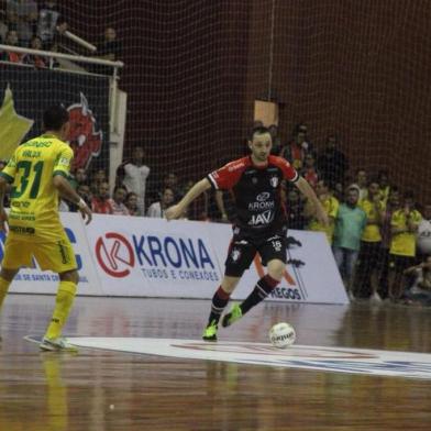 Assoeva perde na prorrogação e fica com o vice da Liga Futsal