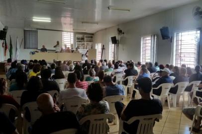 Assembleia na UAB discute o desmonte da cultura, da saúde e da educação