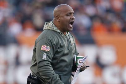 hue jackson, nfl, cleveland browns