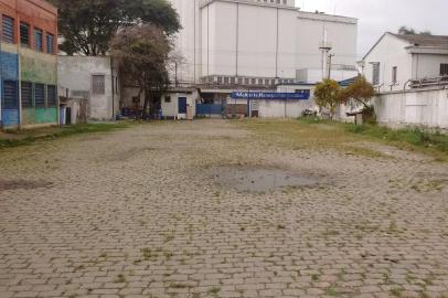 PORTO ALEGRE, RS, BRASIL, 08-12-2017.
Horta comunitária será implantada na Cooperativa Socioambiental Paulo Freire, que gera para mulheres da Vila dos Papeleiros por meio de coleta e reciclagem de resíduos eletrônicos.
IMAGEM: Laci Hoffmann/Arquivo pessoal