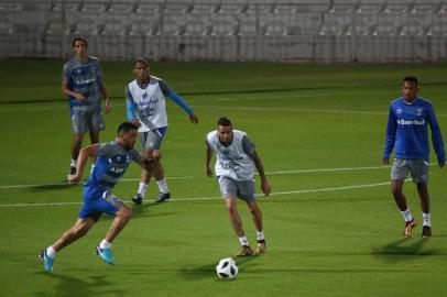  

AL AIN, EMIRADOS ÁRABES, 09.12.2017.
Grêmio treina, no estádio Tahnoun Bin Mohammed Stadium, na cidade de Al Ain, nos Emirados Árabes, mirando o Pachuca na semifinal do Mundial de Clubes.
Atividade comandada por Renato Portaluppi teve três ausências.
Foto: Jeffserson Botega/Agência RBS 
Indexador: Jefferson Botega