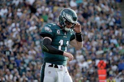 carson wentz, philadelphia eagles, nfl, futebol americano