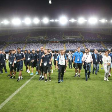  

AL AIN, EMIRADOS ÁRABES UNIDOS - 11-12-2017. Grêmio visita o Estádio Hazza bin Zayed, localizado em Al Ain, Emirados Árabes Unidos. (FOTO: JEFFERSON BOTEGA/AGÊNCIA RBS)
Indexador: Jefferson Botega