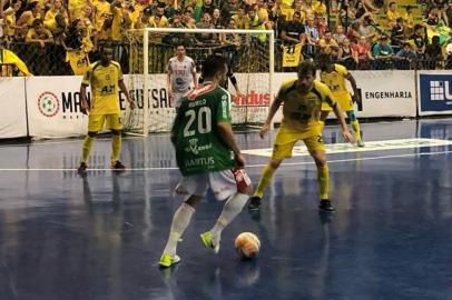  

Assoeva vence o Atlântico pelo jogo de ida da final da Liga Gaúcha de Futsal