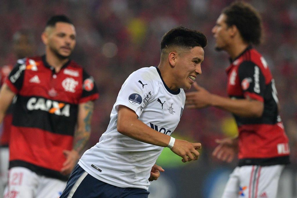 TNT Sports Brasil - É CAMPEÃO! O Club Atlético Independiente segura o  Flamengo e conquista o título da Copa Sul-Americana 2017! ⚪️🔴