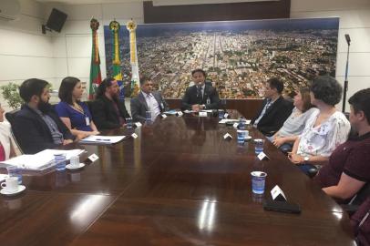 prefeito de caxias do sul , daniel guerra , entrevista coletiva , impeachment, câmara de vereadores, caxias do sul