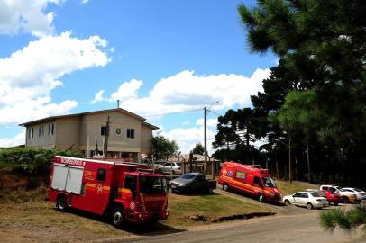  SÃO FRANCISCO DE PAULA, RS, BRASIL, 15/12/2017. Corpo de Bombeiros e Polícia Rodoviária instalam posto avançado na Rota do Sol, em Lajeado Grande, como parte da Operação Verão. (Diogo Sallaberry/Agência RBS)