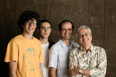 caetano veloso, com os filhos Tom (E), Zeca e Moreno