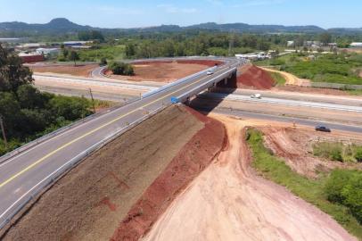 viaduto da Avenida Frederico Ritter na RS-118