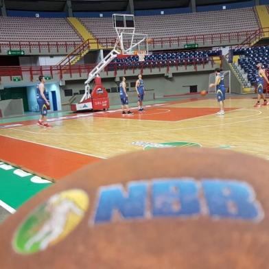 Caxias do Sul Basquete treina em Fortaleza-CE para enfrentar no Basquete Cearense.