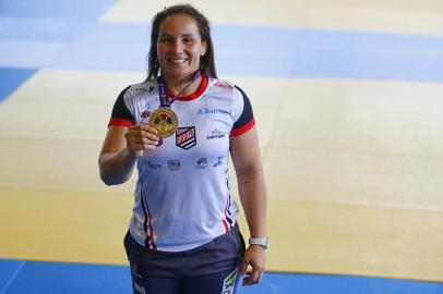  PORTO ALEGRE, RS, BRASIL, 19/12/2017: Entrevista com a judoca Maria Portela, que conquistou a medalha de ouro no World Masters de São Petersburgo, uma das competições mais importantes do calendário de judô.