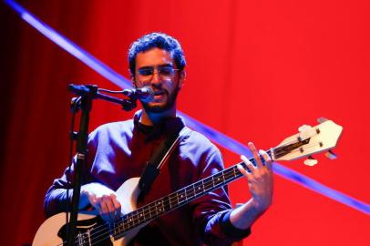  PORTO ALEGRE, RS, BRASIL, 19/12/2017 -  Caetano Veloso faz show no Araujo Vianna com os filhos Zeca, Moreno e Tom Veloso.  (FOTO ANDRÉA GRAIZ/AGÊNCIA RBS)Indexador: Andrea Graiz