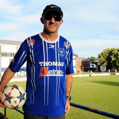  CAXIAS DO SUL, RS, BRASIL, 18/12/2017 - Amadores Futebol Clube 13, com Valmor José Lazzari é jogador e dirigente do Esporte Clube União Forquetense. (Marcelo Casagrande/Agência RBS)