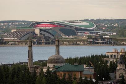 City of KazanPicture of the Kazan Arena and the Kazanka river taken in Kazan, Russia, 23 June 2017. The city along the Volga with around 1.2 million inhabitants - the 8th largest city in Russia - is located about 800 kilometers east of Moscow and is an important centre of Russian Islam and a significant cultural, economic, scientific and transportation hub. Photo:/dpaEditoria: LIFLocal: KazanIndexador: MARIUS BECKERSecao: TourismFonte: DPA