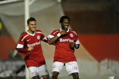  PORTO ALEGRE,RS,BRASIL, 10/10/2012FOTO: RICARDO DUARTE / ZERO HORA Campeonato Brasileiro 2012, Inter x Atlético-MG no estádio Beira-Rio.Jogador Fred faz o segundo gol do Inter