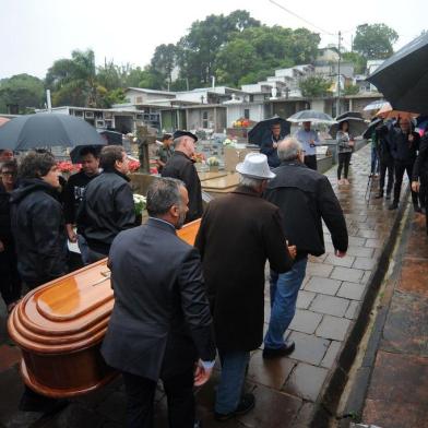  CARLOS BARBOSA, RS, BRASIL 24/12/2017Velório e sepultamento de Ivo Tramontina em Carlos Barbosa. (Felipe Nyland/Agência RBS)