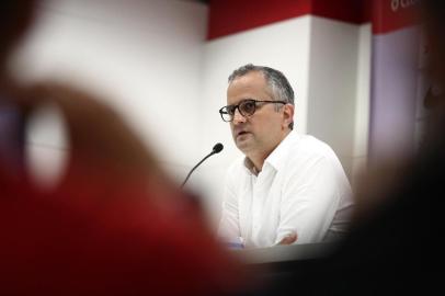 PORTO ALEGRE, RS, BRASIL, 25/11/2017: vice-presidente de futebol do Inter, Roberto Melo.  Inter recebe o Guarani no Beira-Rio pela última rodada da Série B 2017. (CARLOS MACEDO/AGÊNCIA RBS)