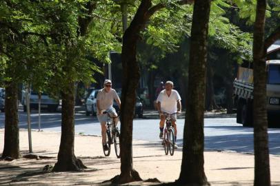  PORTOALEGRE-RS-BR 27.12.2017 Tempo estável e com soL em Porto Alegre, na manhã da quarta feira.FOTÓGRAFO: TADEU VILANI AGÊNCIA RBS