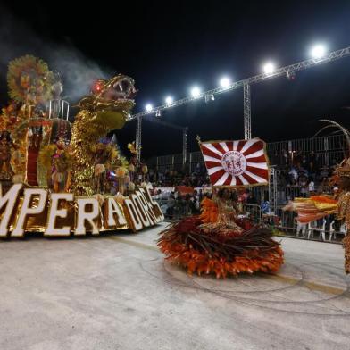  PORTO ALEGRE, RS, BRASIL, 26-03-2017: Imperadores do Samba. Desfiles de Carnaval de Porto Alegre 2017. (FOTO: CAMILA DOMINGUES/ESPECIAL)