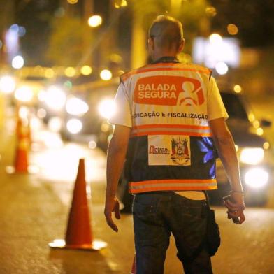  PORTO ALEGRE, RS, BRASIL - Balada Segura na Avenida Juca Batista.(Foto: André Feltes / Especial)