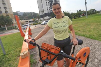  PORTO ALEGRE, RS, BRASIL - 2017.12.20 - Bianca Bassani fez, como resoluções de fim de ano, algumas promessas. Entre elas a de dar continuidade aos exercícios. (Foto: ANDRÉ ÁVILA/ Agência RBS)