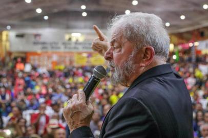 Lula no 14º encontro da União Nacional por Moradia Popular 