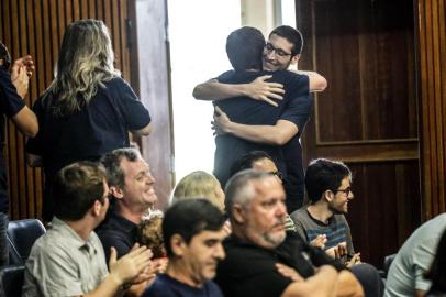  FLORIANOPOLIS, SC, BRASIL, 09.01.2018: Estudantes comemoram o resultado do vestibular da UFSC. (Foto: Diorgenes Pandini/Diario Catarinense )Indexador: Diorgenes Pandini