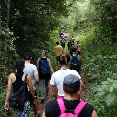 Verão no Jardim da Serra Gaúcha - Programação em Nova Petrópolis começa neste domingo, 14/01, e segue até março. Na foto, caminhada.